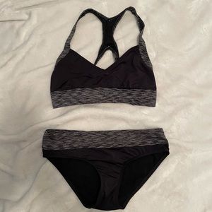 🌟2/15$🌟 2 piece TYR bathing suit